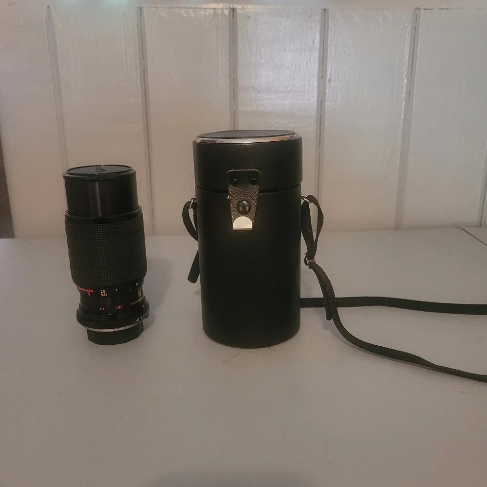 Vivitar lens zoom